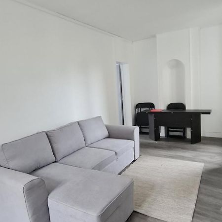 Appartement Pantin Esterno foto