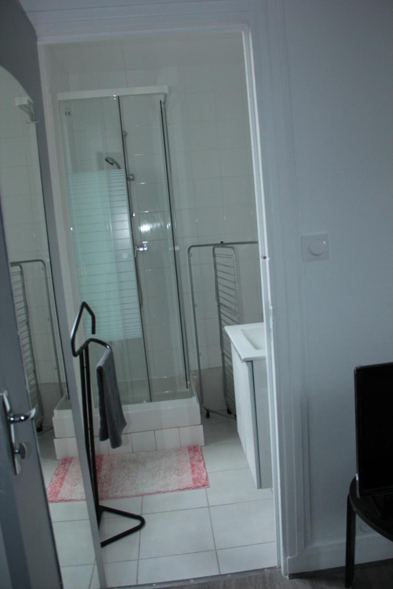 Appartement Pantin Esterno foto