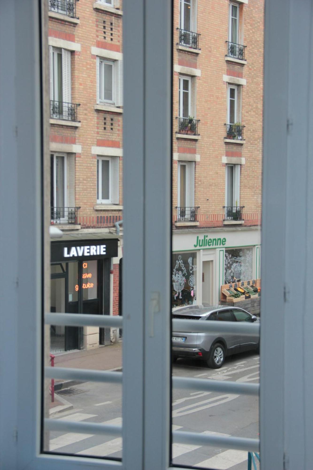 Appartement Pantin Esterno foto